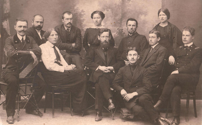 Группа наблюдателей, 1913 год